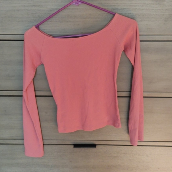 Pink Ribbed Sweater - Picture 4 of 4